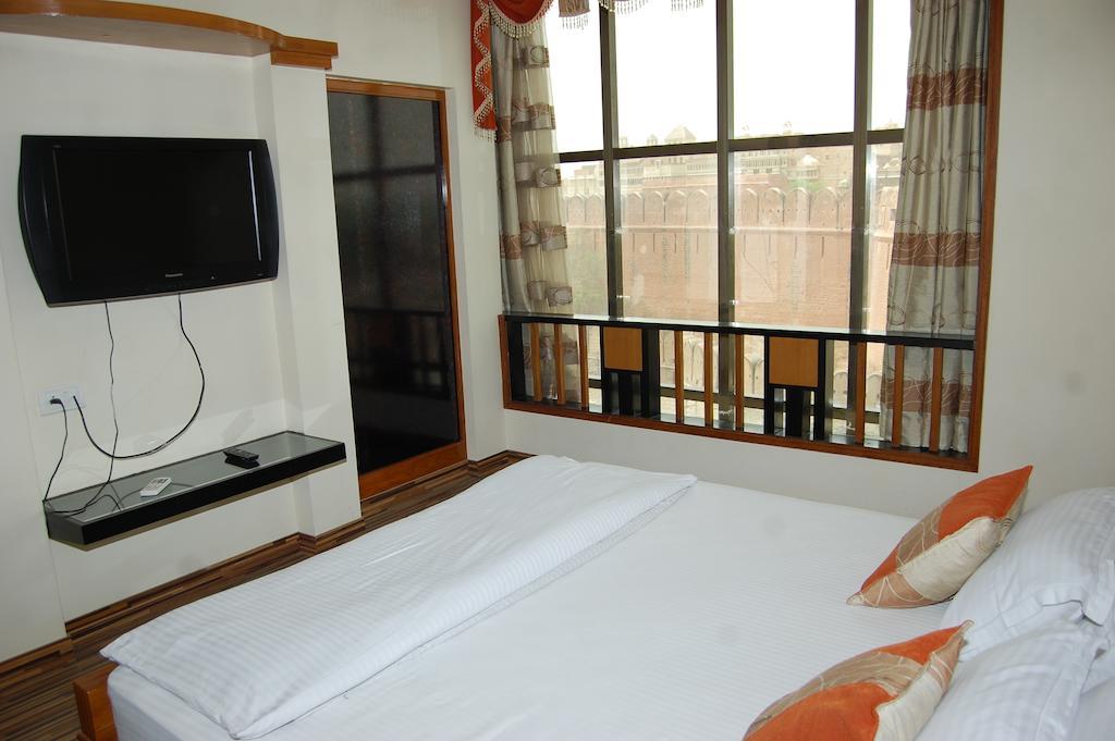 Metro Palace Hotel Bikaner Luaran gambar