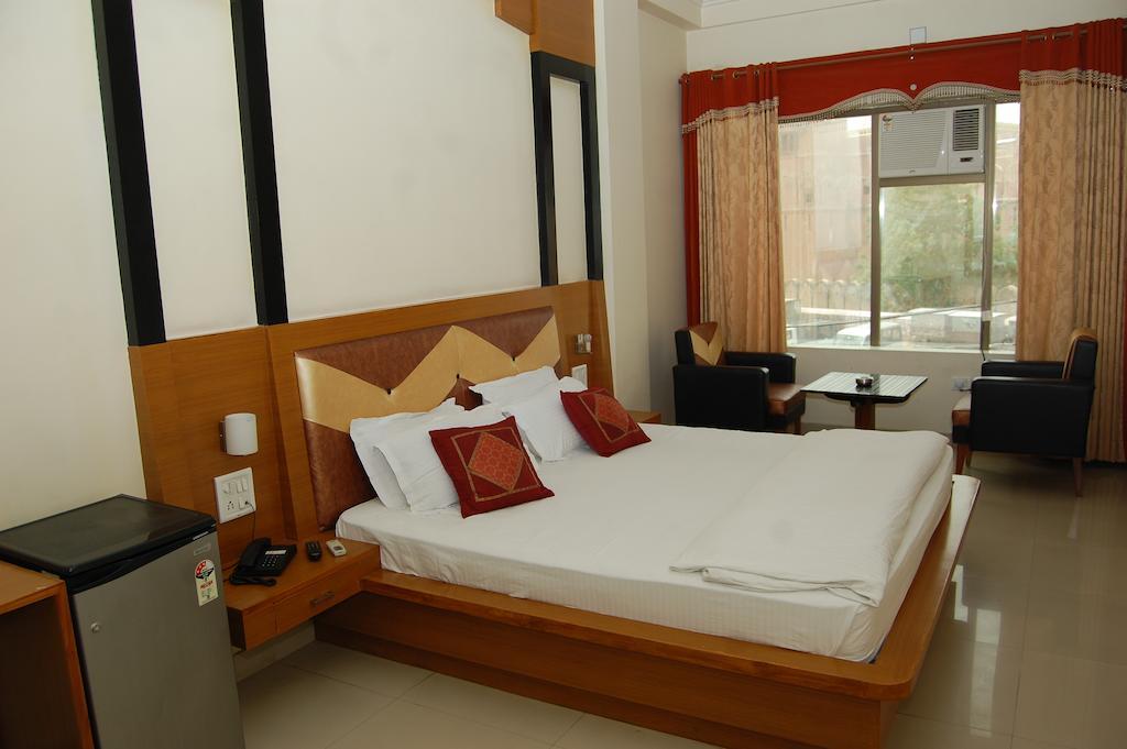 Metro Palace Hotel Bikaner Luaran gambar